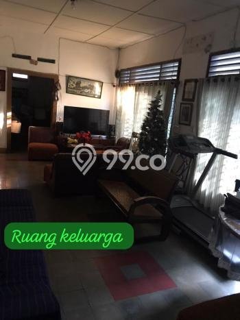 For Sale Rumah Mewah Exclusive di Kramat Jati, Jakarta Timur For Sale Rumah Mewah Exclusive di Kramat Jati, Jakarta Timur