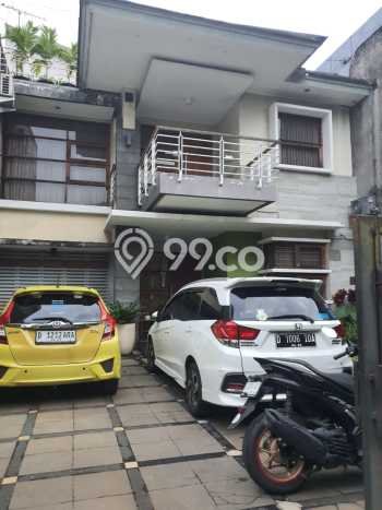 Ready to Use! Luxury House LT 280m2 Desain Elegan di Cijagra Ready to Use! Luxury House LT 280m2 Desain Elegan di Cijagra