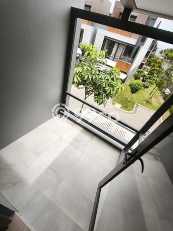 Rumah Luxury Modern Siap Huni di BSD Tangerang Rumah Luxury Modern Siap Huni di BSD Tangerang