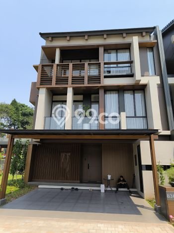 Rumah Luxury Modern Tanpa Renovasi di BSD Tangerang Rumah Luxury Modern Tanpa Renovasi di BSD Tangerang
