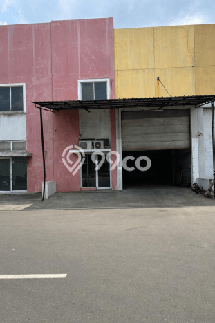Untuk Dijual Gudang di Cakung Jakarta Timur LT 162m2 / LB 152m2 Untuk Dijual Gudang di Cakung Jakarta Timur LT 162m2 / LB 152m2
