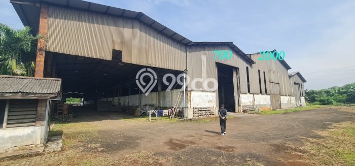 Gudang Disewa di Bekasi dengan LB 1620m2 Area Komersial Ramai Gudang Disewa di Bekasi dengan LB 1620m2 Area Komersial Ramai