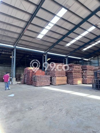 Gudang Komersial Disewakan di Cakung Jakarta Timur Luas 2800m2 Gudang Komersial Disewakan di Cakung Jakarta Timur Luas 2800m2