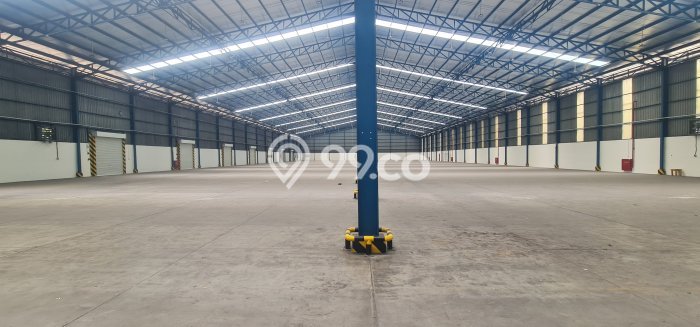 Gudang paling strategis disewakan di Cakung Jakarta Timur Gudang paling strategis disewakan di Cakung Jakarta Timur