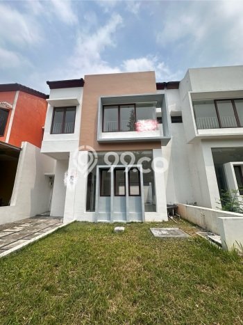 For Sale Rumah 4 Kamar Lokasi Ideal Bagus dan Strategis di Cakung For Sale Rumah 4 Kamar Lokasi Ideal Bagus dan Strategis di Cakung