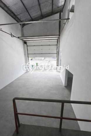 Unit Gudang Paling Strategis di Pulo Gadung Jakarta Timur dengan LB 612m2 Unit Gudang Paling Strategis di Pulo Gadung Jakarta Timur dengan LB 612m2