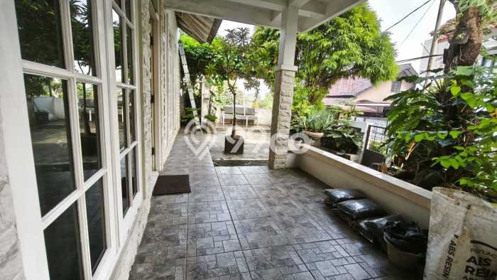 For Sale Hunian Rumah Terawat 3 Kamar di Kelapa Dua, Depok For Sale Hunian Rumah Terawat 3 Kamar di Kelapa Dua, Depok