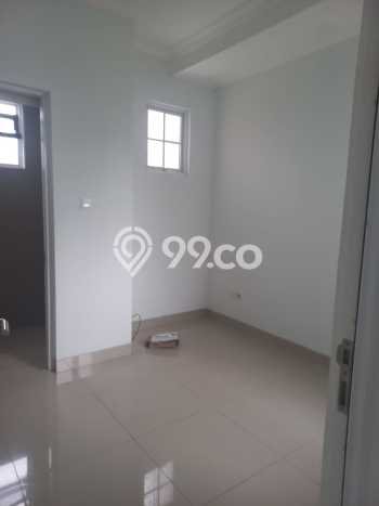 Disewakan! Rumah 2 Kamar Tidur &
2 Kamar Mandi di Gading Serpong, Tangerang Disewakan! Rumah 2 Kamar Tidur &
2 Kamar Mandi di Gading Serpong, Tangerang