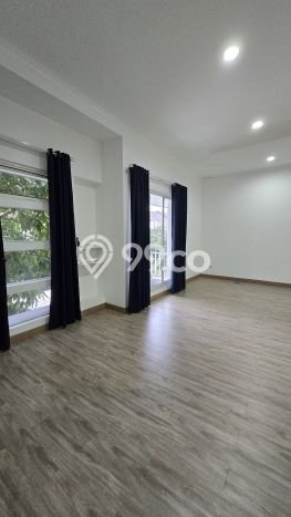 Rumah Elit Modern Tanpa Renovasi di Gading Serpong Tangerang Rumah Elit Modern Tanpa Renovasi di Gading Serpong Tangerang