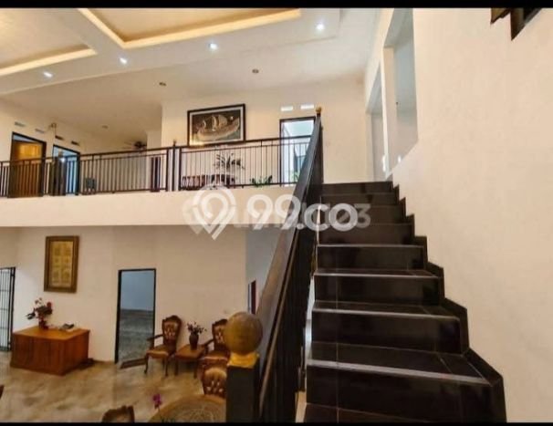 Siap Huni Hunian Elit 5 Kamar di Cipayung Dekat ke Mana Pun Siap Huni Hunian Elit 5 Kamar di Cipayung Dekat ke Mana Pun