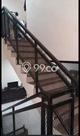 For Sale Rumah 5 Kamar Lokasi Strategis Nyaman dan Strategis di Beji For Sale Rumah 5 Kamar Lokasi Strategis Nyaman dan Strategis di Beji
