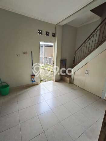 Rumah Strategis Modern Lb 120m2 di Cimanggis, Depok Rumah Strategis Modern Lb 120m2 di Cimanggis, Depok