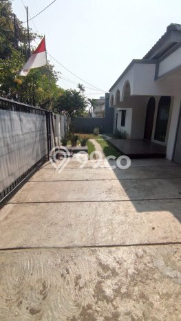 Rumah sewa siap huni 4 Kamar Tidur di Pulomas, Jakarta Timur Rumah sewa siap huni 4 Kamar Tidur di Pulomas, Jakarta Timur