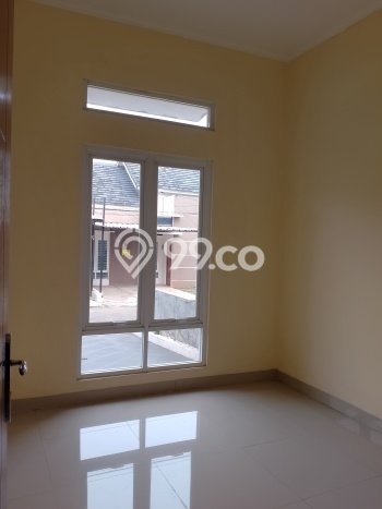 Dijual Hunian Rumah Terawat 2 Kamar di Cikeas, Bogor Dijual Hunian Rumah Terawat 2 Kamar di Cikeas, Bogor