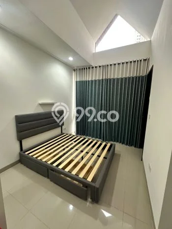 Disewakan! Rumah 3 Kamar Tidur &
3 Kamar Mandi di Pantai Indah Kapuk 2, Jakarta Utara Disewakan! Rumah 3 Kamar Tidur &
3 Kamar Mandi di Pantai Indah Kapuk 2, Jakarta Utara
