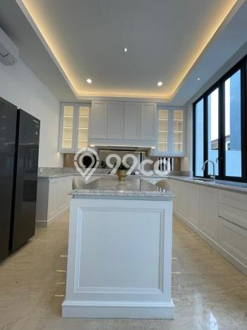Jual Rumah Luas Elegan Dengan View Cantik di Gandaria, Jakarta Selatan Jual Rumah Luas Elegan Dengan View Cantik di Gandaria, Jakarta Selatan