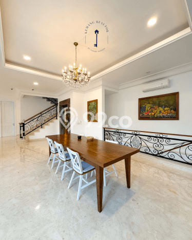 For Sale! Luxury House LT 517m2 Desain Elegan di Kemang For Sale! Luxury House LT 517m2 Desain Elegan di Kemang