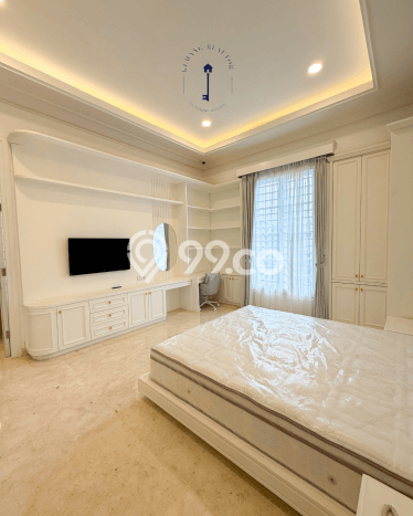 For Sale! Luxury House LT 517m2 Desain Elegan di Kemang For Sale! Luxury House LT 517m2 Desain Elegan di Kemang