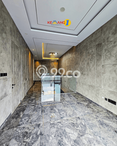 Rumah Mewah Dijual LT 252m2 di Kebon Jeruk, Jakarta Barat Rumah Mewah Dijual LT 252m2 di Kebon Jeruk, Jakarta Barat