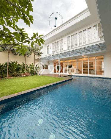 For Sale! Luxury House LT 517m2 Desain Elegan di Kemang For Sale! Luxury House LT 517m2 Desain Elegan di Kemang
