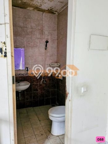 Rumah Modern 3 Kamar LT 160m2 di Legenda Wisata Rumah Modern 3 Kamar LT 160m2 di Legenda Wisata