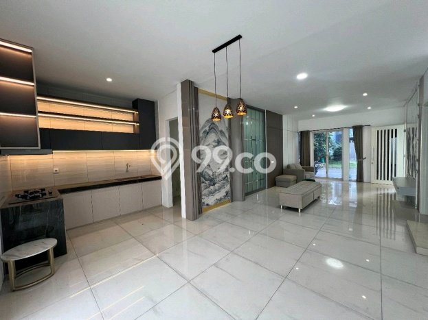 Jual Rumah Mewah Megah Dengan View Cantik di Wisata Bukit Mas, Surabaya Jual Rumah Mewah Megah Dengan View Cantik di Wisata Bukit Mas, Surabaya