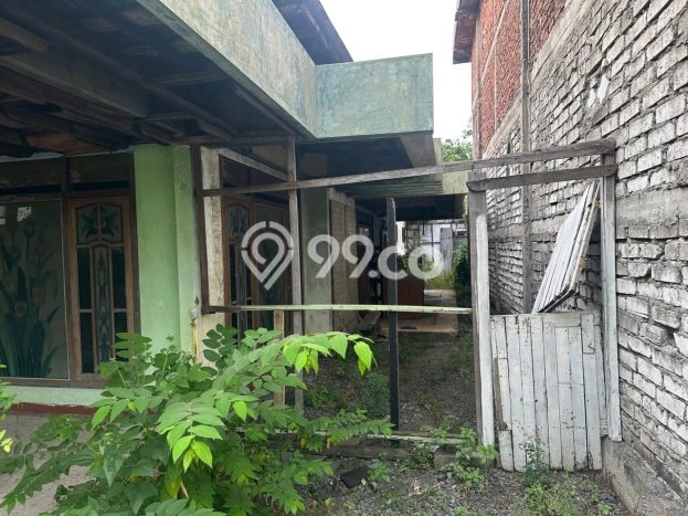 Rumah Minimalis 2 KT LT 794m2 di Duduk Sampeyan Rumah Minimalis 2 KT LT 794m2 di Duduk Sampeyan