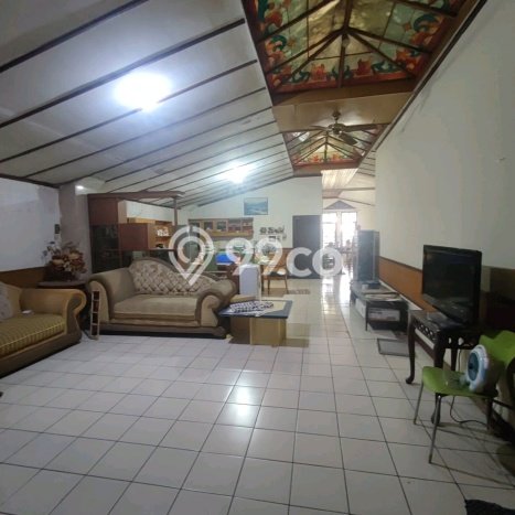 Dijual Rumah Premium dengan Fasilitas Sekitar Lengkap di Dukuh Pakis, Surabaya Dijual Rumah Premium dengan Fasilitas Sekitar Lengkap di Dukuh Pakis, Surabaya