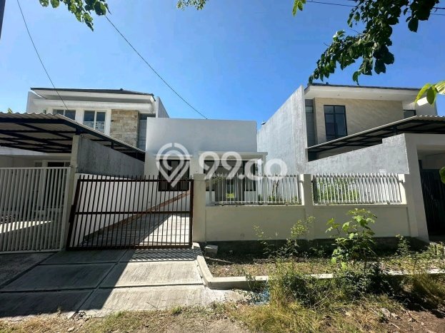 Jual Rumah Murah Meriah Tenggilis Mejoyo Punya 2 KT & LT 180m2 Jual Rumah Murah Meriah Tenggilis Mejoyo Punya 2 KT & LT 180m2