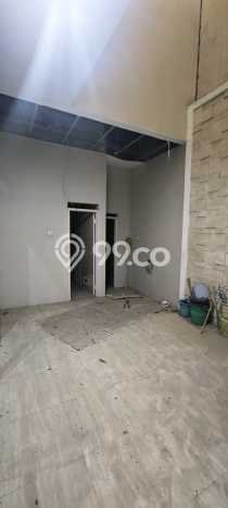 Rumah Luxury Modern Siap Huni di Citraland Surabaya Rumah Luxury Modern Siap Huni di Citraland Surabaya