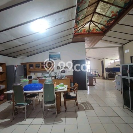 Dijual Rumah Premium dengan Fasilitas Sekitar Lengkap di Dukuh Pakis, Surabaya Dijual Rumah Premium dengan Fasilitas Sekitar Lengkap di Dukuh Pakis, Surabaya