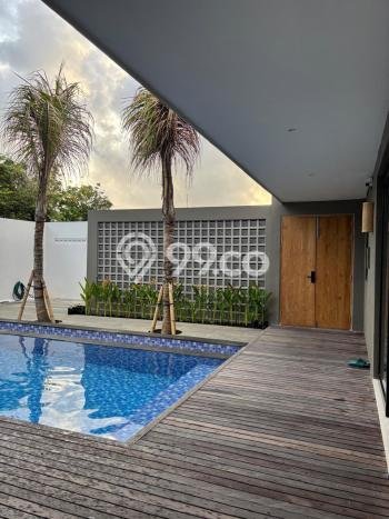 Ready to Use! Premium House LT 262m2 Desain Modern di Ungasan Ready to Use! Premium House LT 262m2 Desain Modern di Ungasan