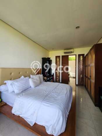 Rumah Elit LB 290m2 Siap Pakai Desain Elegan di Kerobokan, Badung Rumah Elit LB 290m2 Siap Pakai Desain Elegan di Kerobokan, Badung