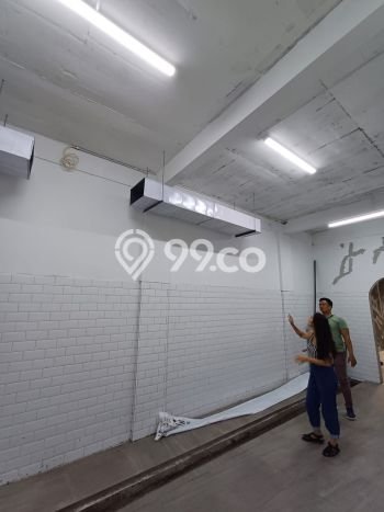 Unit Ruko Disewa Lokasi Kuta, Badung Spesifikasi Luas Bangunan 20000m2 Unit Ruko Disewa Lokasi Kuta, Badung Spesifikasi Luas Bangunan 20000m2