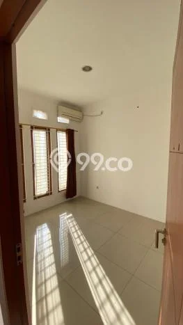 Rumah Modern Cantik 4 Kamar Bisa Langsung Pindah di Bekasi Timur Rumah Modern Cantik 4 Kamar Bisa Langsung Pindah di Bekasi Timur
