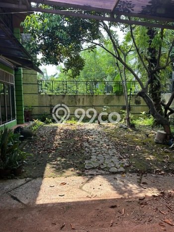 Ready to Use! Luxury House LT 340m2 Desain Elegan di Cibubur Ready to Use! Luxury House LT 340m2 Desain Elegan di Cibubur