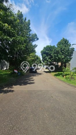 Tanah di BSD, Tangerang Selatan Luas 193m2 Dijual Segera Tanah di BSD, Tangerang Selatan Luas 193m2 Dijual Segera