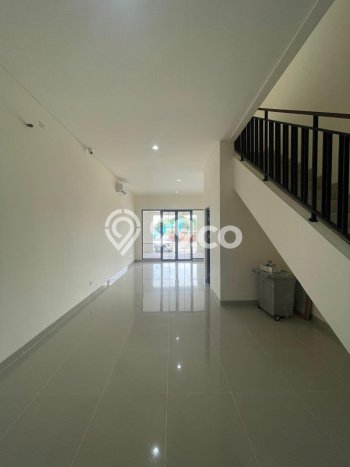Unit Ruko Disewakan di Gading Serpong di Area Ramai & Strategis Unit Ruko Disewakan di Gading Serpong di Area Ramai & Strategis
