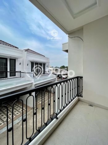Dijual Rumah 3 Kamar Lokasi Strategis Nyaman dan Strategis di Jagakarsa Dijual Rumah 3 Kamar Lokasi Strategis Nyaman dan Strategis di Jagakarsa