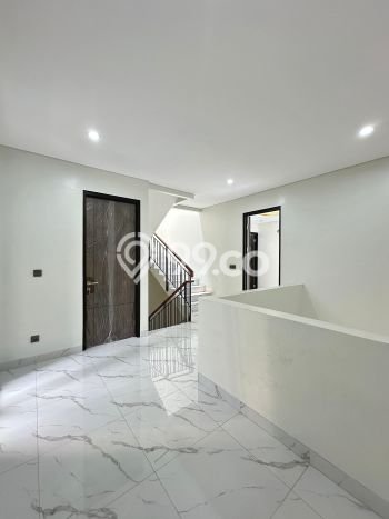 Hot Offer Hunian Mewah Ideal dan Luas di Jagakarsa, Jakarta Selatan Hot Offer Hunian Mewah Ideal dan Luas di Jagakarsa, Jakarta Selatan