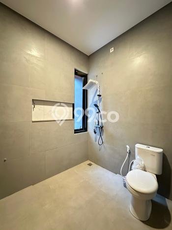 Siap Huni Hunian Elit 5 Kamar di Jagakarsa Dekat ke Mana Saja Siap Huni Hunian Elit 5 Kamar di Jagakarsa Dekat ke Mana Saja