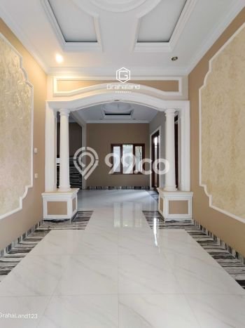For Sale Rumah 5 Kamar Lokasi Ideal Nyaman dan Strategis di Jagakarsa For Sale Rumah 5 Kamar Lokasi Ideal Nyaman dan Strategis di Jagakarsa