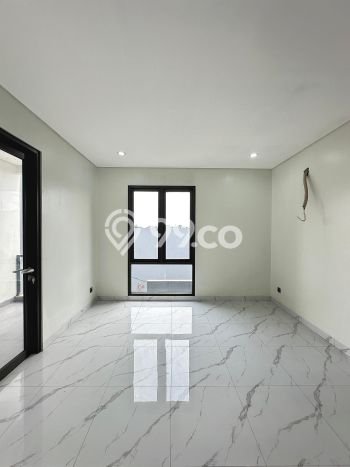 Hot Offer Hunian Mewah Ideal dan Luas di Jagakarsa, Jakarta Selatan Hot Offer Hunian Mewah Ideal dan Luas di Jagakarsa, Jakarta Selatan