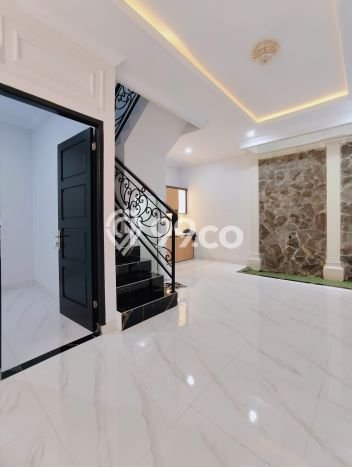 Rumah Strategis Minimalis Lb 100m2 di Jagakarsa, Jakarta Selatan Rumah Strategis Minimalis Lb 100m2 di Jagakarsa, Jakarta Selatan
