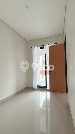 Dijual Rumah 3 Kamar Lokasi Ideal Bagus dan Strategis di Sawangan Dijual Rumah 3 Kamar Lokasi Ideal Bagus dan Strategis di Sawangan
