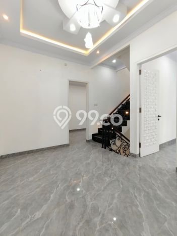 Dijual Rumah 4 Kamar Lokasi Strategis Bagus dan Strategis di Cilandak Dijual Rumah 4 Kamar Lokasi Strategis Bagus dan Strategis di Cilandak