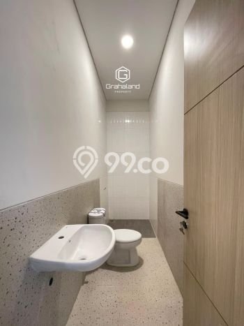 Hunian Cantik Modern Lb 140m2 di Jagakarsa, Jakarta Selatan Hunian Cantik Modern Lb 140m2 di Jagakarsa, Jakarta Selatan