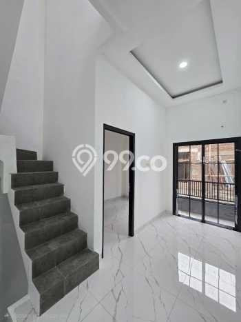 Dijual Rumah Strategis Bagus Punya 3 KT di Jagakarsa Jakarta Selatan SHM Dijual Rumah Strategis Bagus Punya 3 KT di Jagakarsa Jakarta Selatan SHM