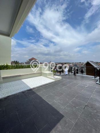 For Sale Rumah Mewah Exclusive di Jagakarsa, Jakarta Selatan For Sale Rumah Mewah Exclusive di Jagakarsa, Jakarta Selatan