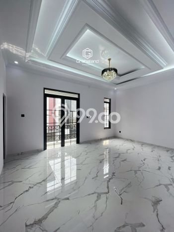 Rumah Modern Cantik 4 Kamar Siap Huni di Jagakarsa Rumah Modern Cantik 4 Kamar Siap Huni di Jagakarsa